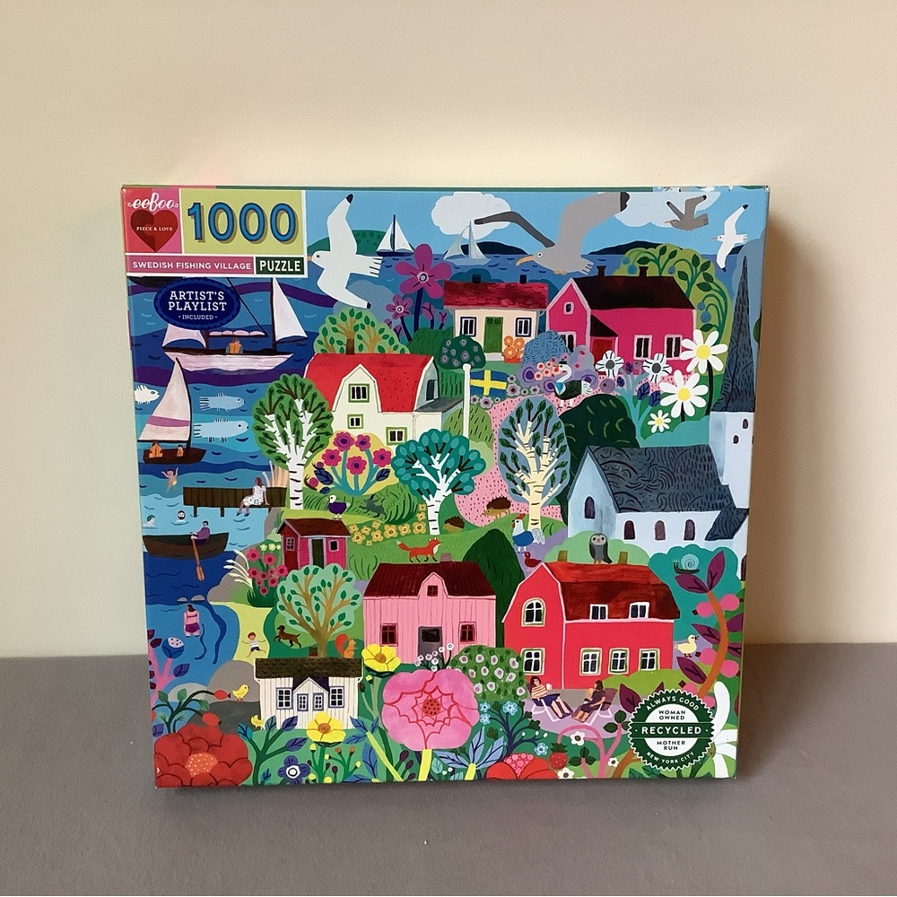 NWT 1000 pc puzzle Swedish Village